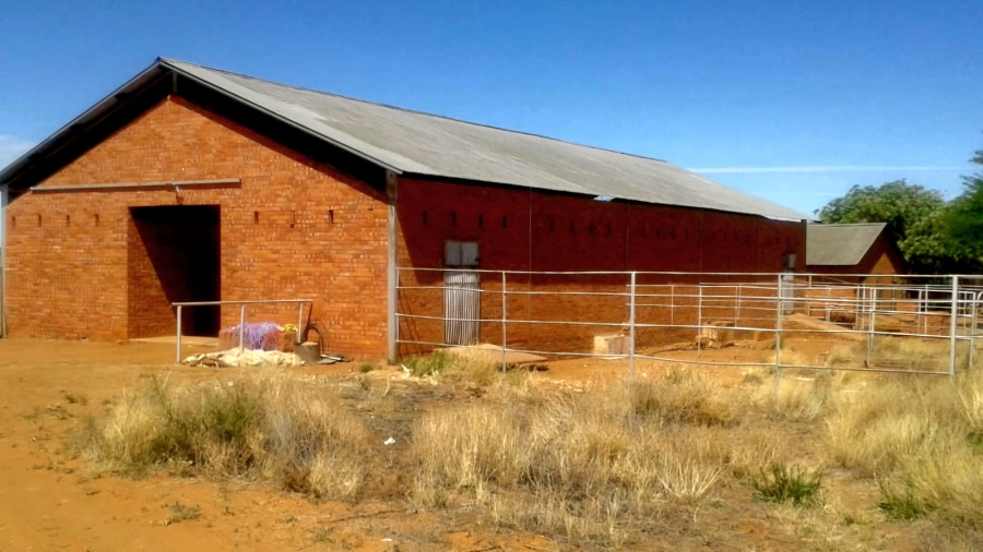 4 Bedroom Property for Sale in Griekwastad Rural Northern Cape